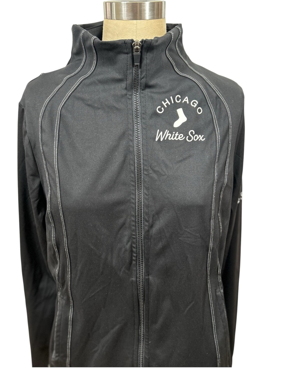 WHITE SOX EUC Women's Athleisure Black and White Full-Zip Varsity Jacket size XL